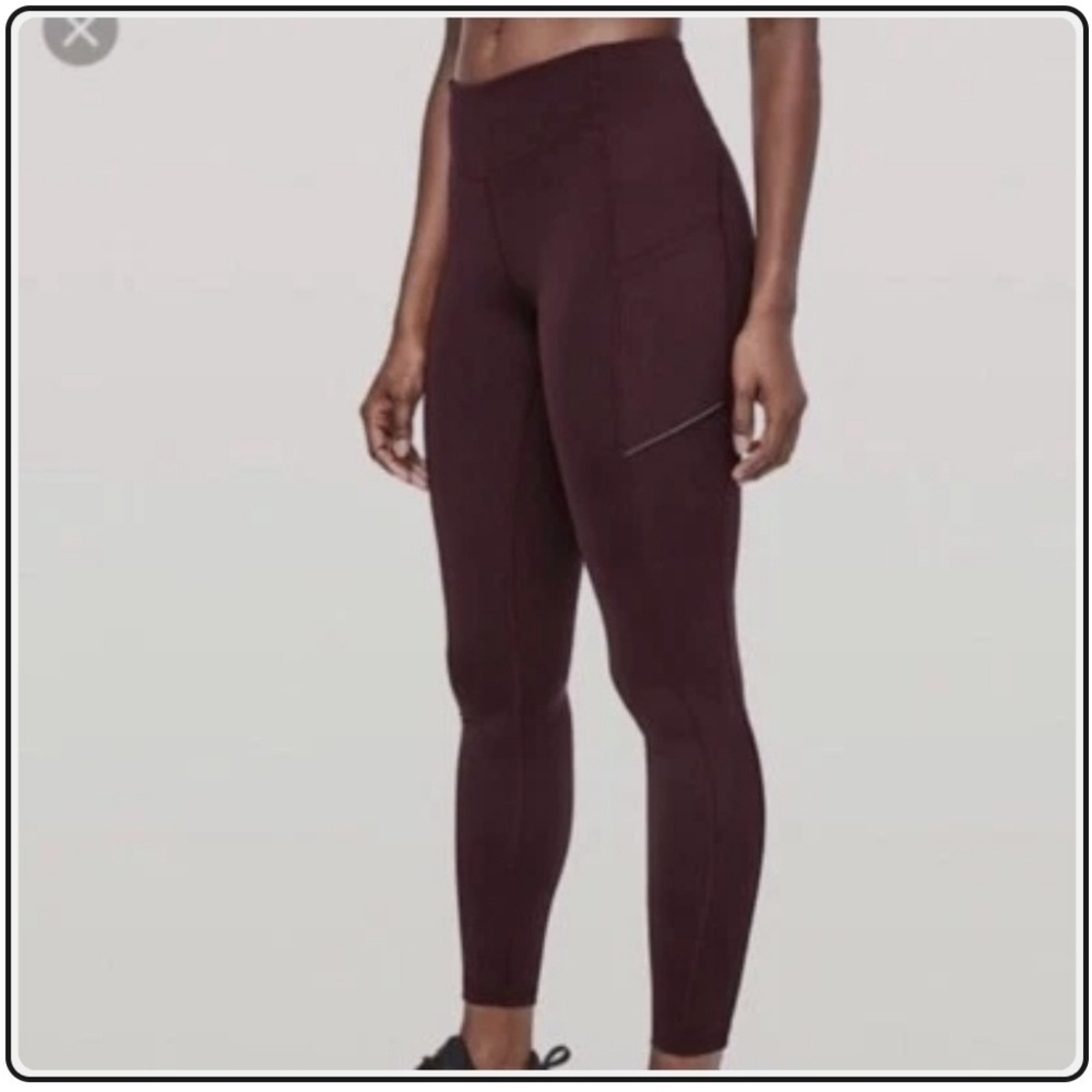 LULULEMON ..  Athletic Leggings (104)